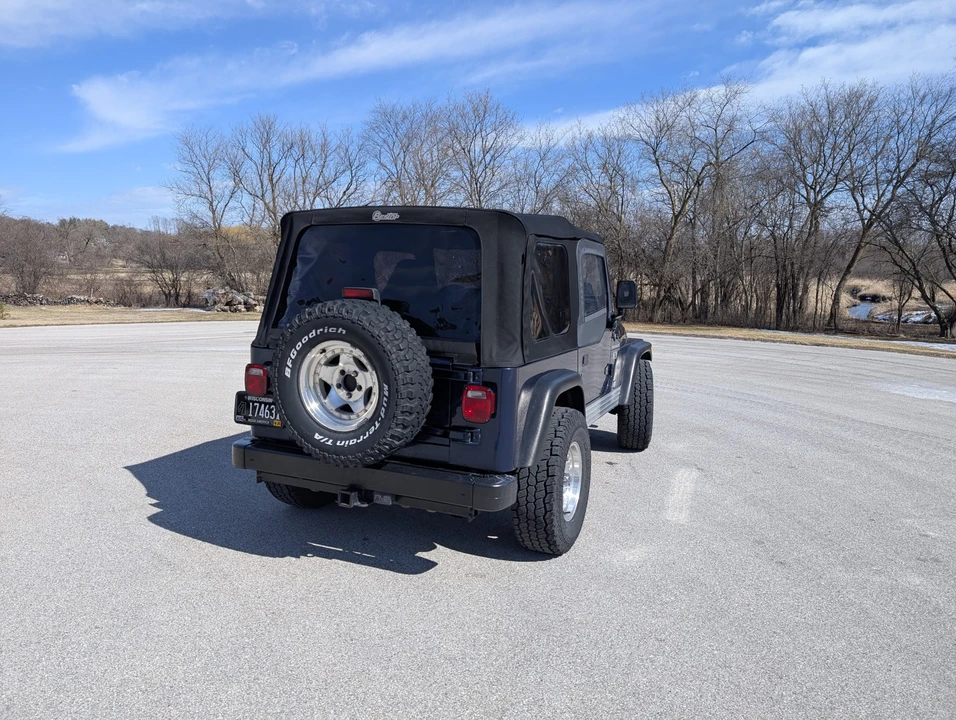 2002 Jeep TJ Wrangler - Image 21 of 31