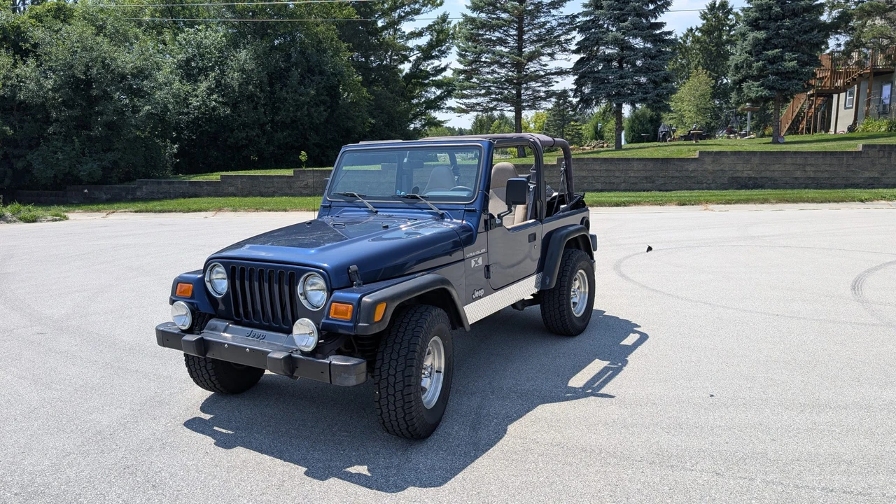 2002 Jeep TJ Wrangler - Image 2 of 31