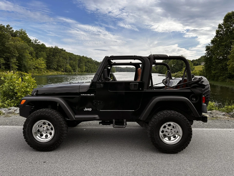 2002 Jeep TJ Wrangler - Image 24 of 31