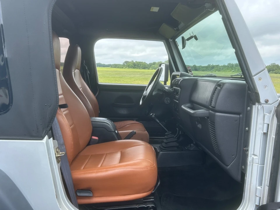 2002 Jeep TJ Wrangler - Image 16 of 28
