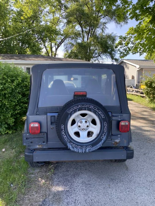 2002 Jeep TJ Wrangler - Image 2 of 3