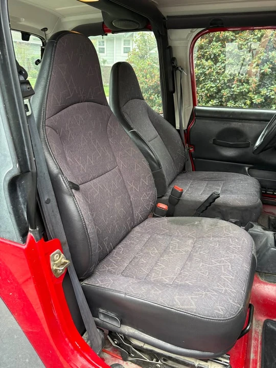 2002 Jeep TJ Wrangler - Image 7 of 9