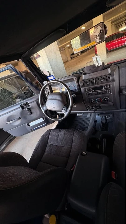 2002 Jeep TJ Wrangler - Image 2 of 5