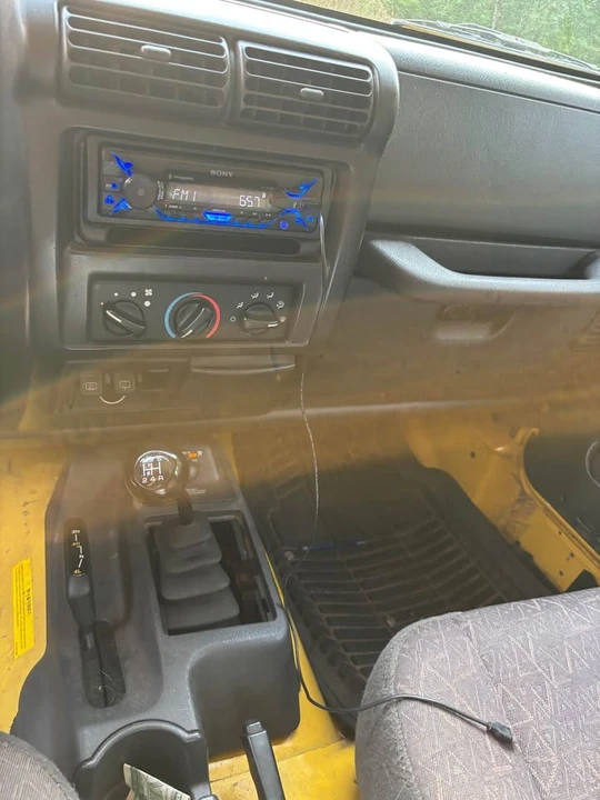 2002 Jeep TJ Wrangler - Image 3 of 4