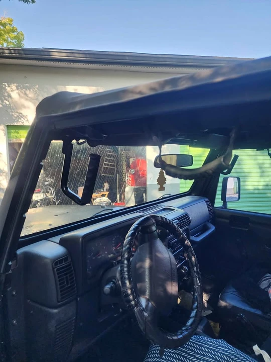 2002 Jeep TJ Wrangler - Image 2 of 8