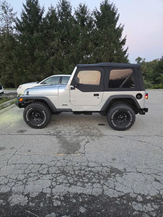 2002 Jeep TJ Wrangler - Image 6 of 12