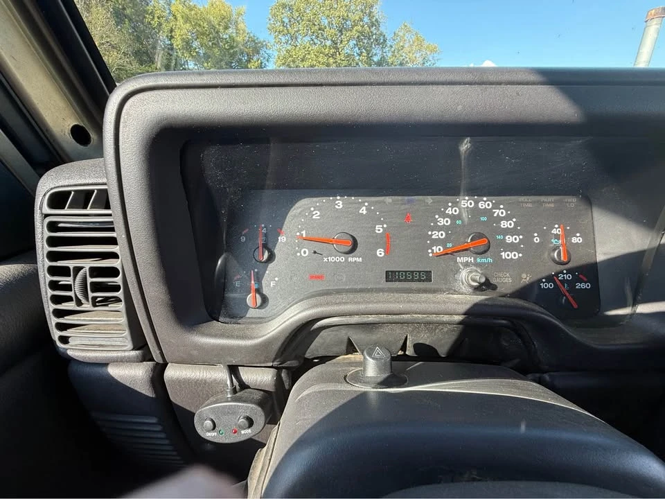 2002 Jeep TJ Wrangler - Image 7 of 8