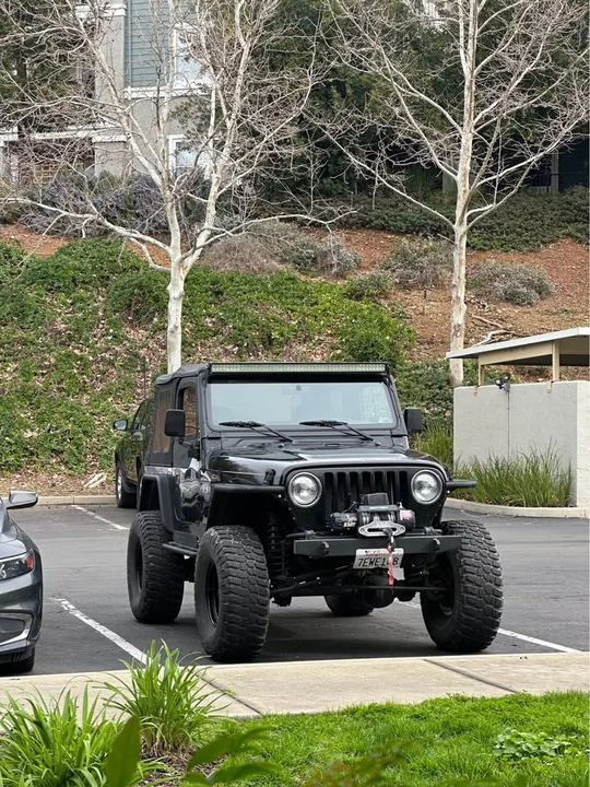 2002 Jeep TJ Wrangler - Image 2 of 2