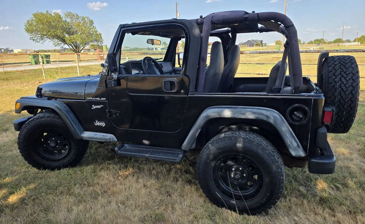 2002 Jeep TJ Wrangler - Image 2 of 13