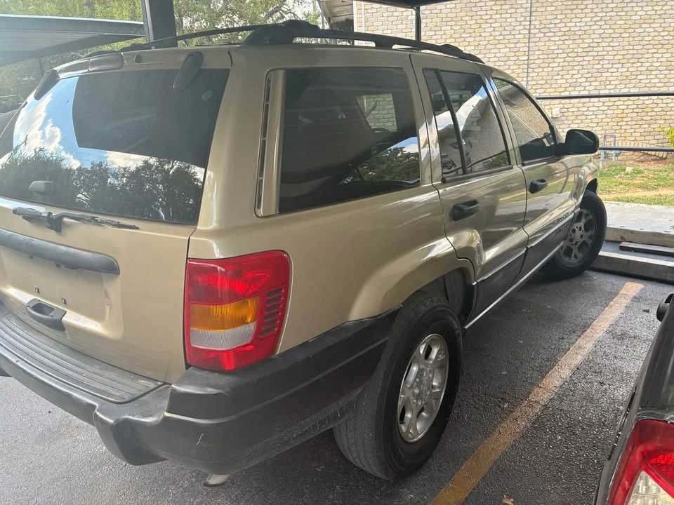 2002 Jeep WJ Grand Cherokee - Image 3 of 4