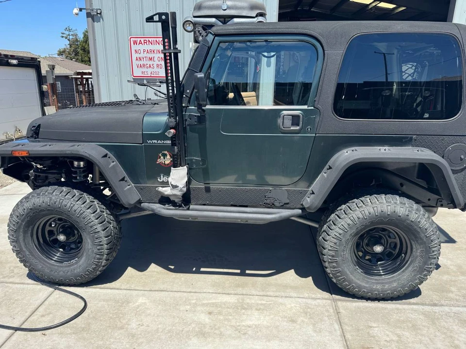 2002 Jeep TJ Wrangler - Image 2 of 13