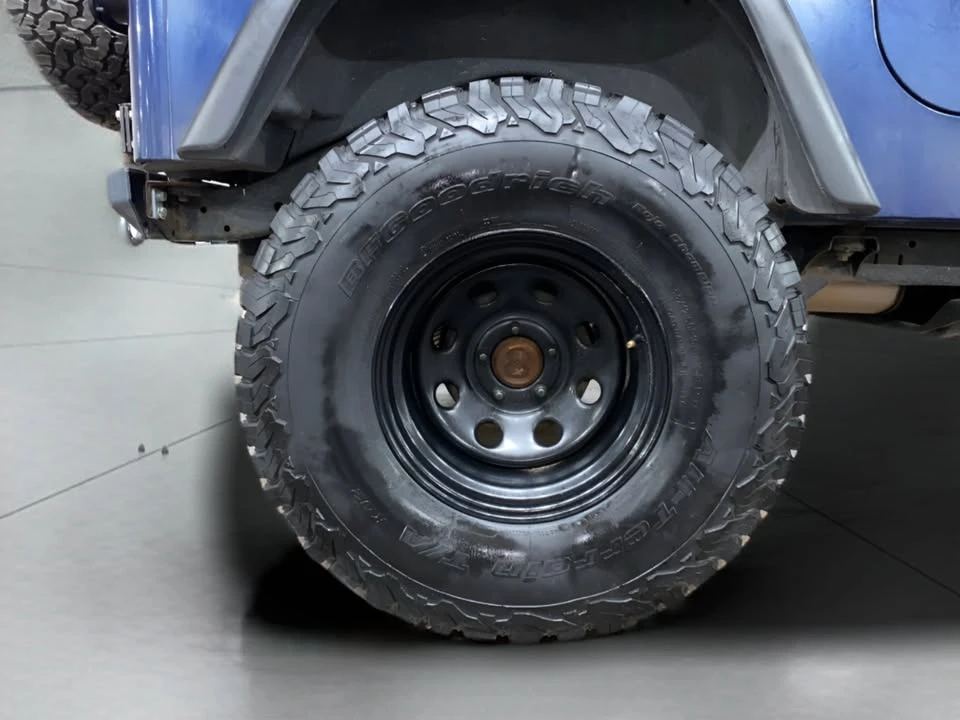 2002 Jeep TJ Wrangler - Image 15 of 16