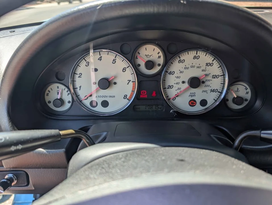 2002 Mazda NB MX-5 Miata - Image 5 of 8