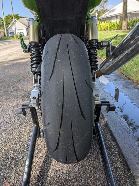 2002 Kawasaki ZRX1200 - Image 27 of 31