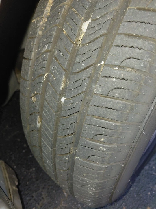 2002 Kia Carnival - Image 10 of 20
