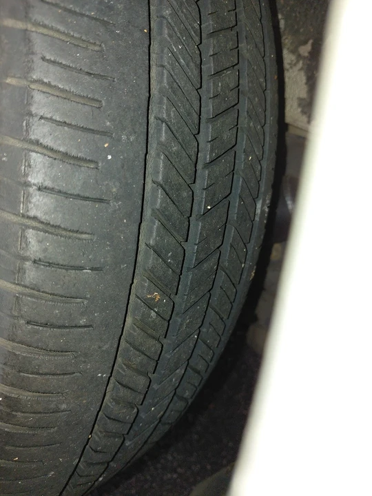 2002 Kia Carnival - Image 12 of 20