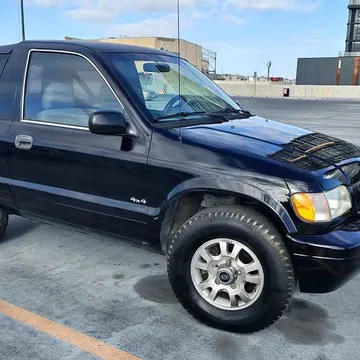 2002 Kia Sportage Sport Utility Convertible 2D