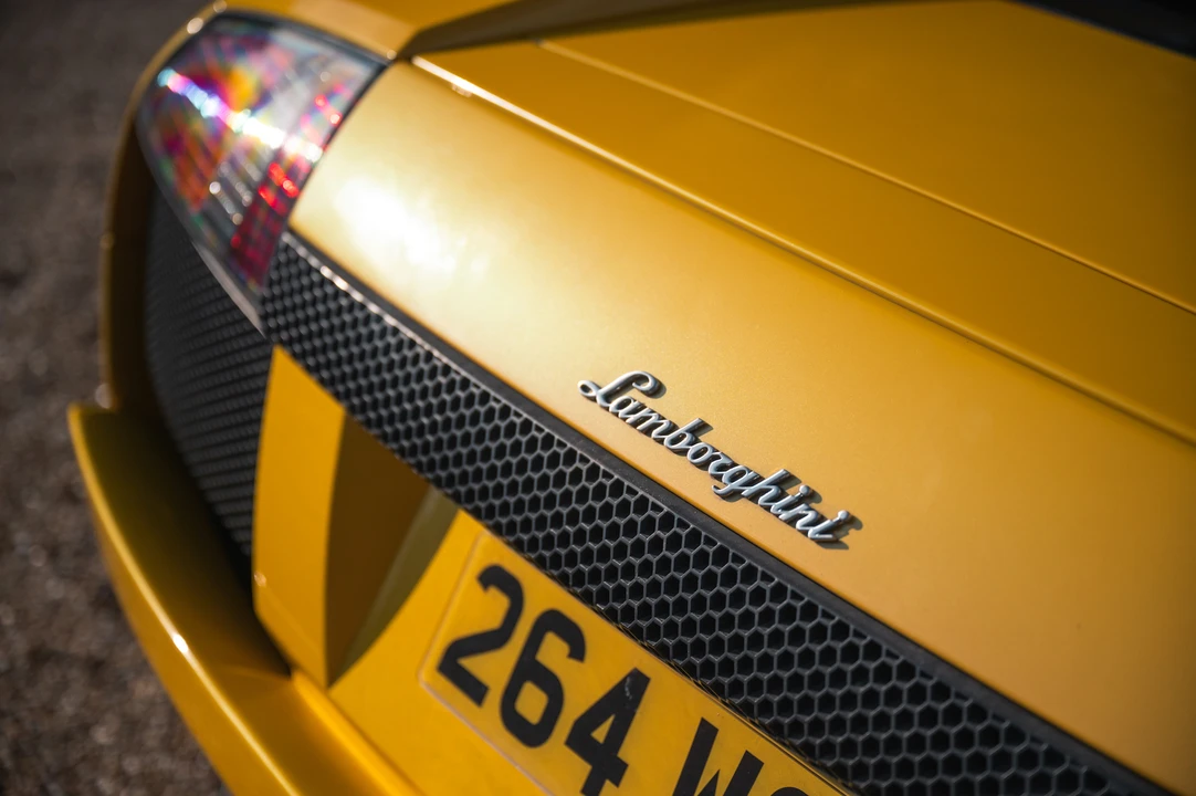 2002 Lamborghini Murcielago - Image 21 of 31