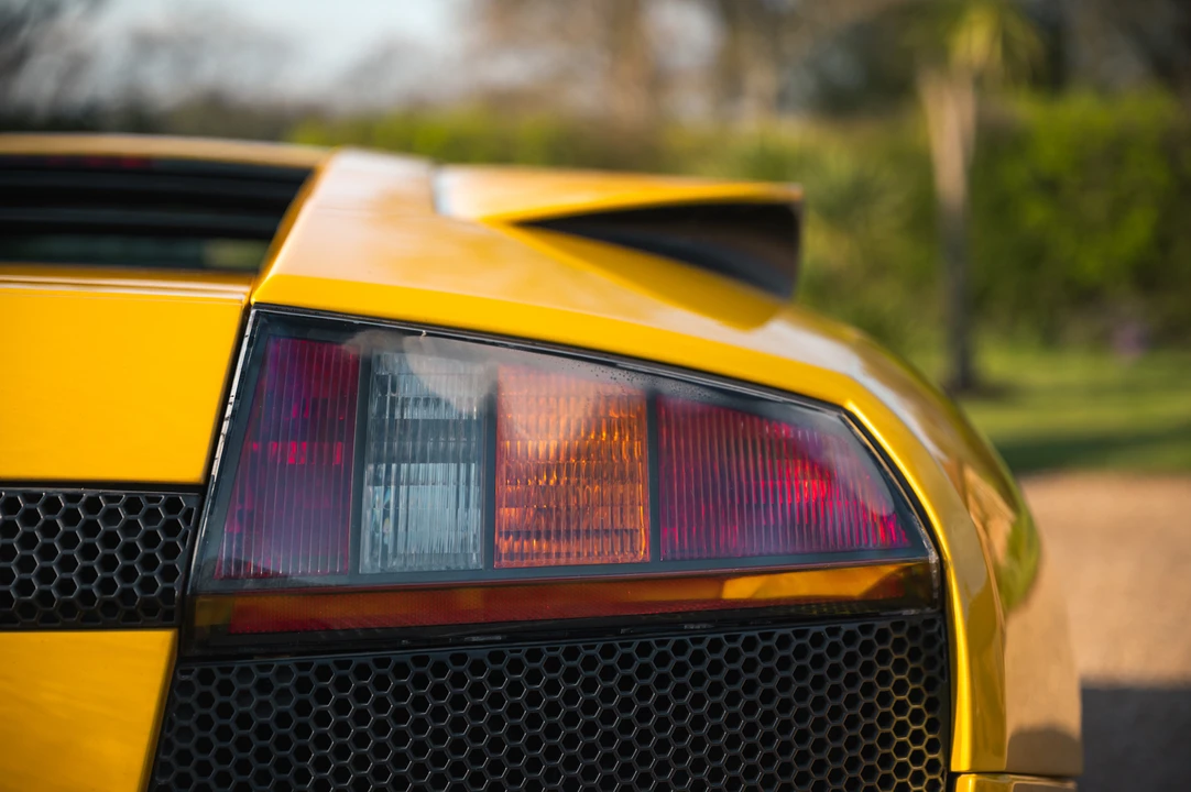 2002 Lamborghini Murcielago - Image 23 of 31