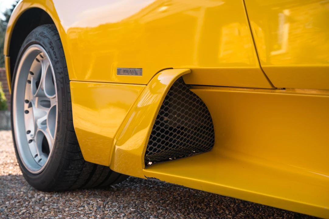 2002 Lamborghini Murcielago - Image 28 of 31