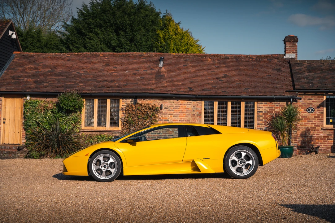 2002 Lamborghini Murcielago - Image 12 of 31
