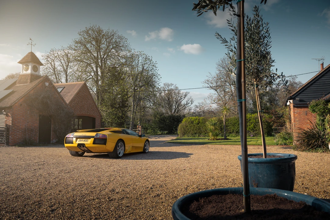 2002 Lamborghini Murcielago - Image 16 of 31