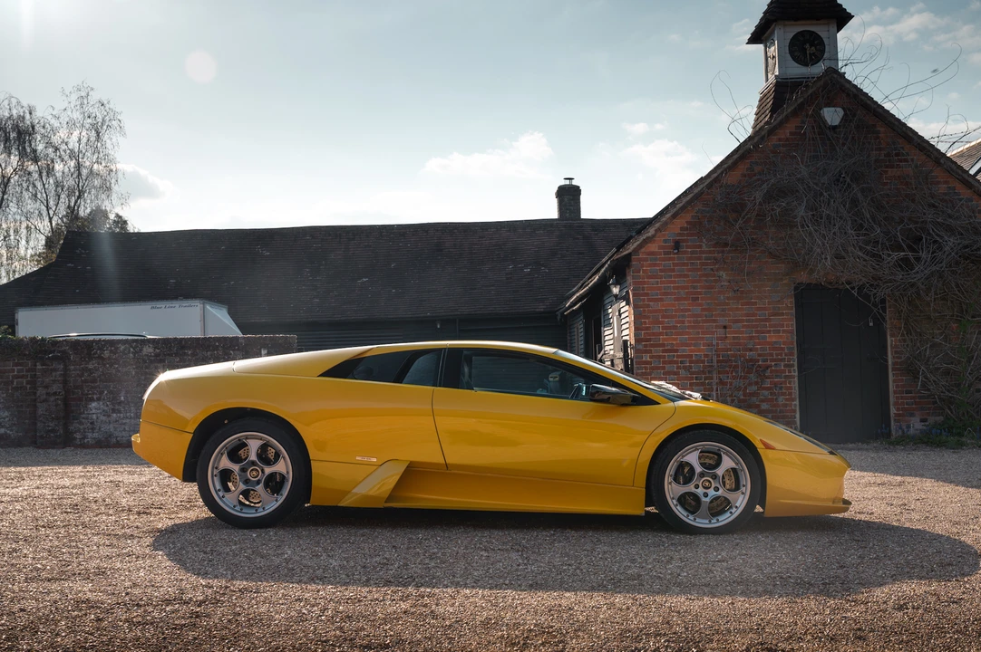 2002 Lamborghini Murcielago - Image 11 of 31