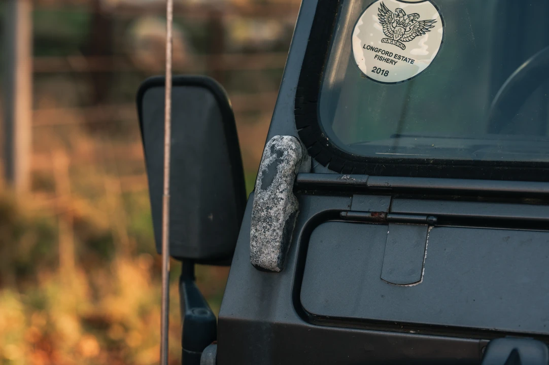 2002 Land Rover Defender 110 - Image 21 of 31