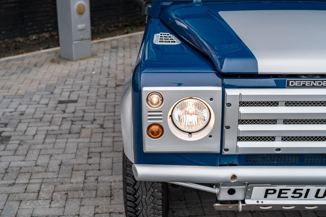 2002 Land Rover Defender 90 - Image 23 of 31
