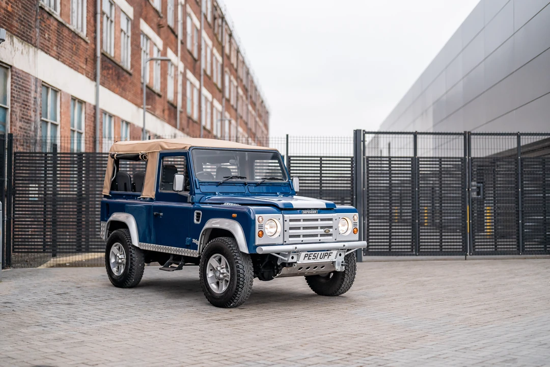 2002 Land Rover Defender 90 - Image 20 of 31