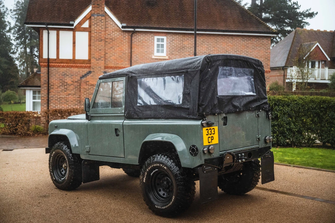 2002 Land Rover Defender 90 - Image 31 of 31