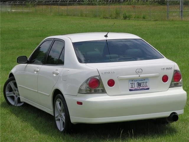 2002 Lexus IS 1st Gen - Image 2 of 4
