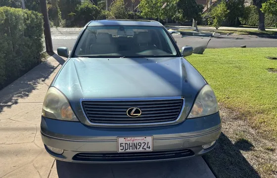 2002 Lexus LS 430