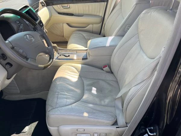 2002 Lexus LS 3rd Gen - Image 12 of 21