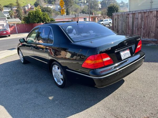 2002 Lexus LS 3rd Gen - Image 6 of 21