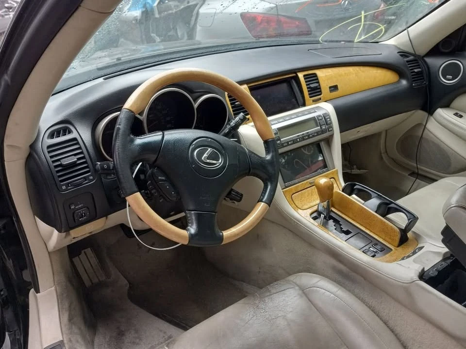 2002 Lexus SC430 - Image 7 of 10