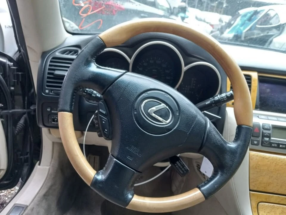 2002 Lexus SC430 - Image 8 of 10