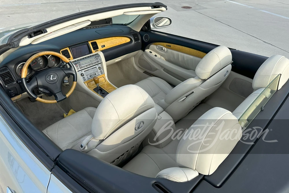 2002 Lexus SC430 - Image 4 of 14