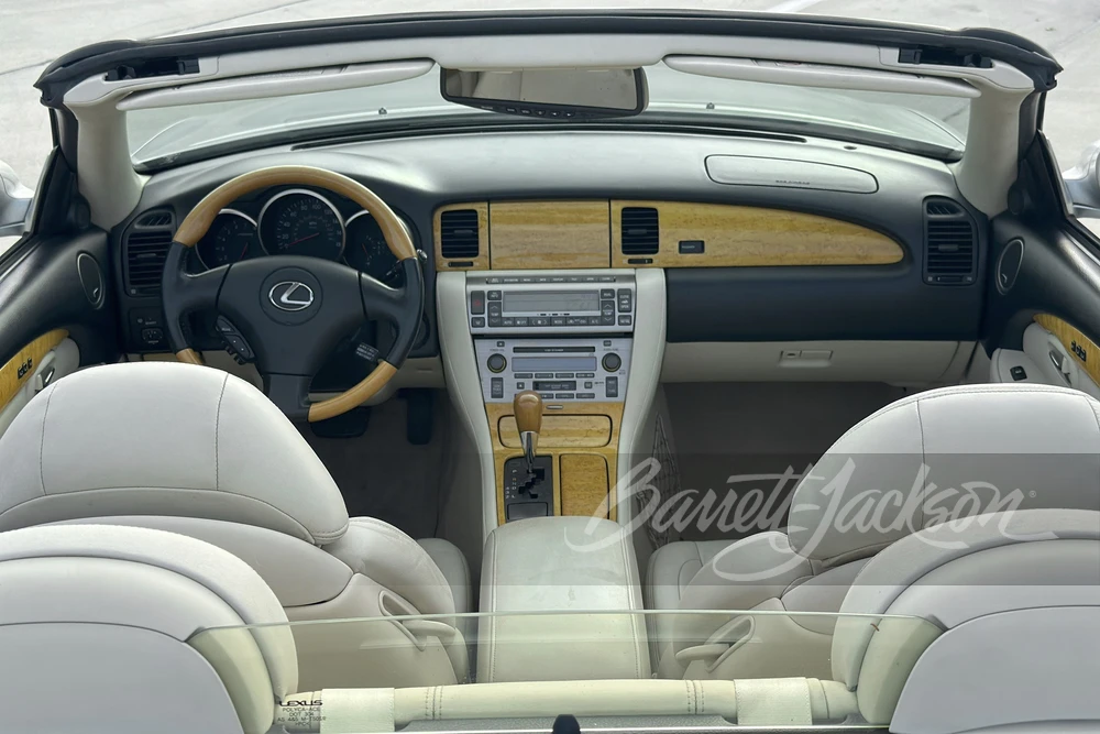 2002 Lexus SC430 - Image 5 of 14