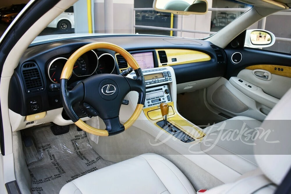 2002 Lexus SC430 - Image 3 of 6