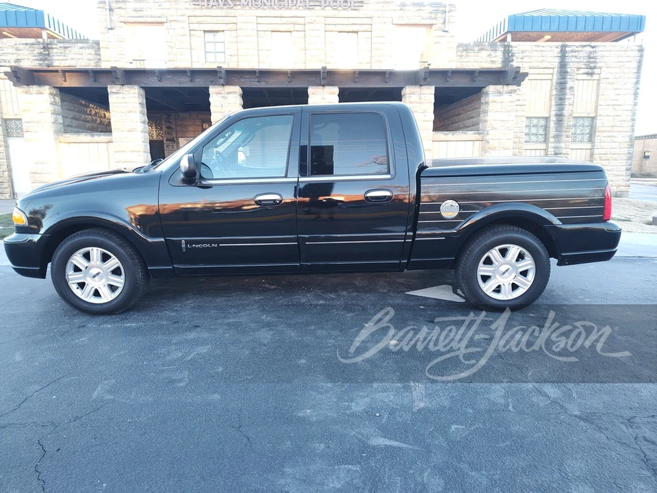2002 Lincoln Blackwood - Image 4 of 23