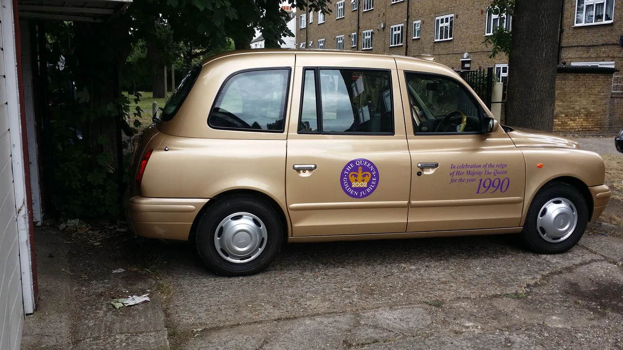 2002 LTI - Image 4 of 7