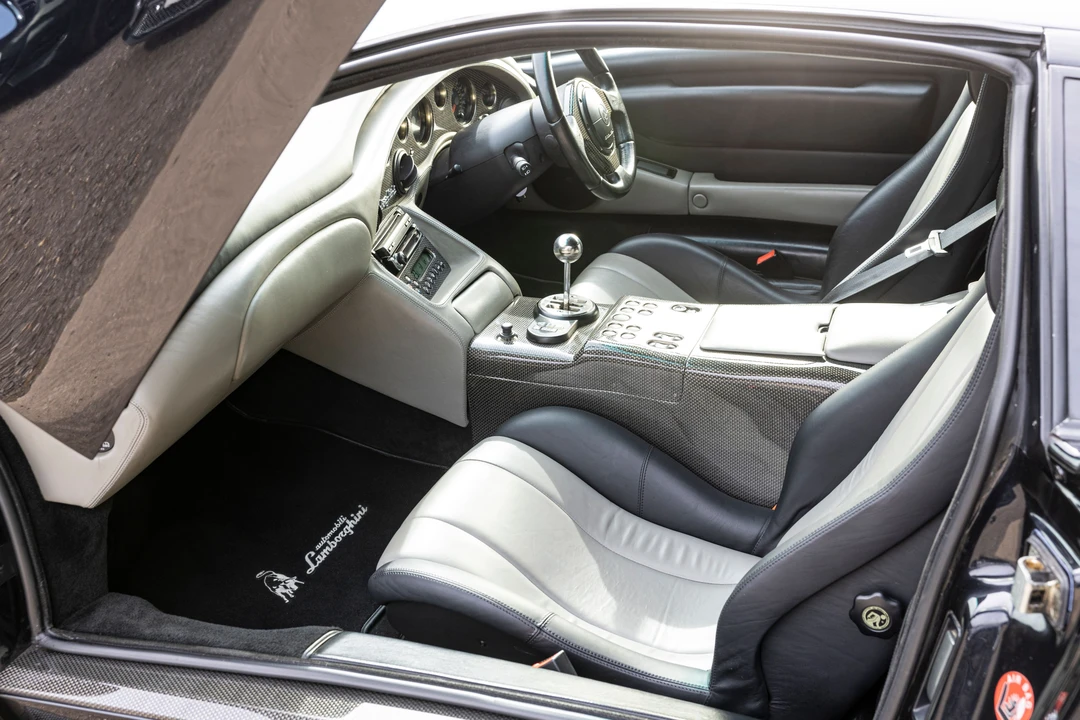2002 Lamborghini Diablo VT - Image 28 of 31