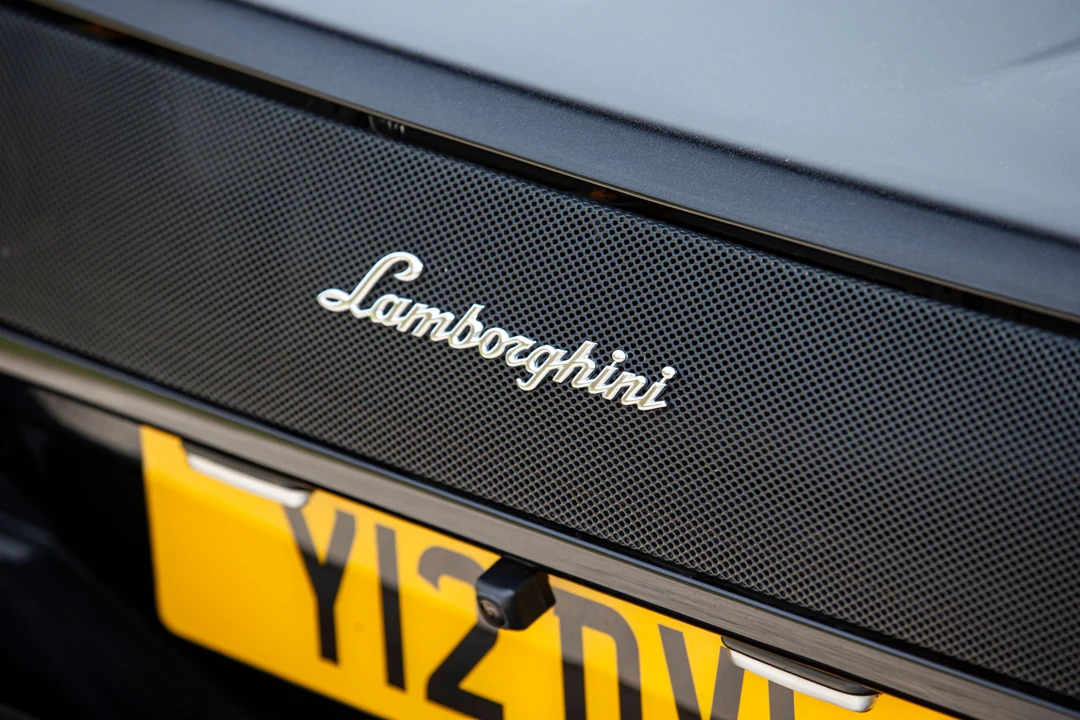 2002 Lamborghini Diablo VT - Image 12 of 31