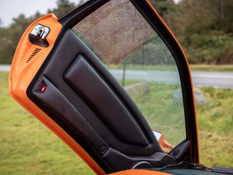 2002 Lamborghini Diablo VT - Image 14 of 31