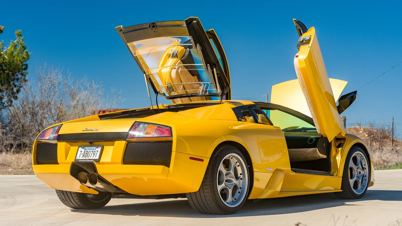 2002 Lamborghini Murcielago - Image 13 of 31