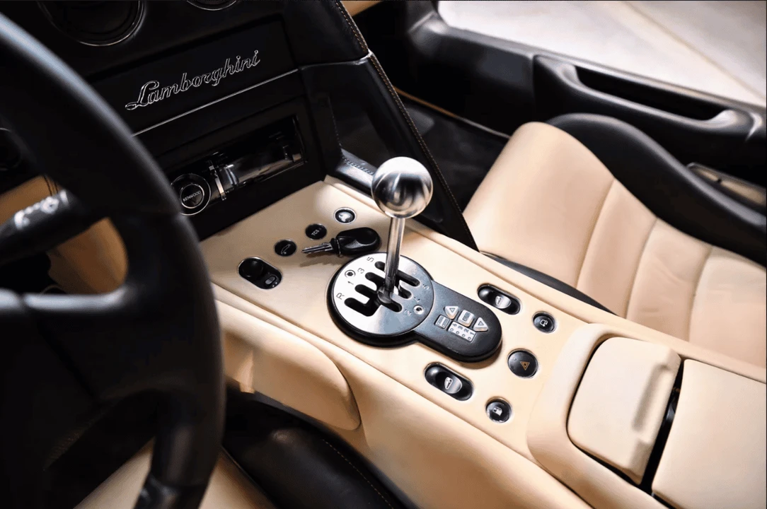 2002 Lamborghini Murcielago - Image 11 of 30