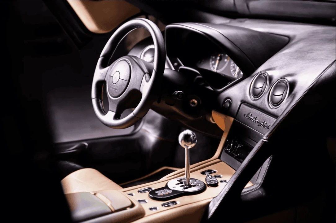 2002 Lamborghini Murcielago - Image 2 of 30