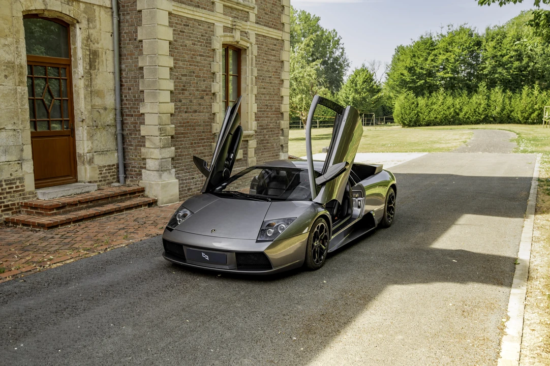 2002 Lamborghini Murcielago - Image 25 of 31