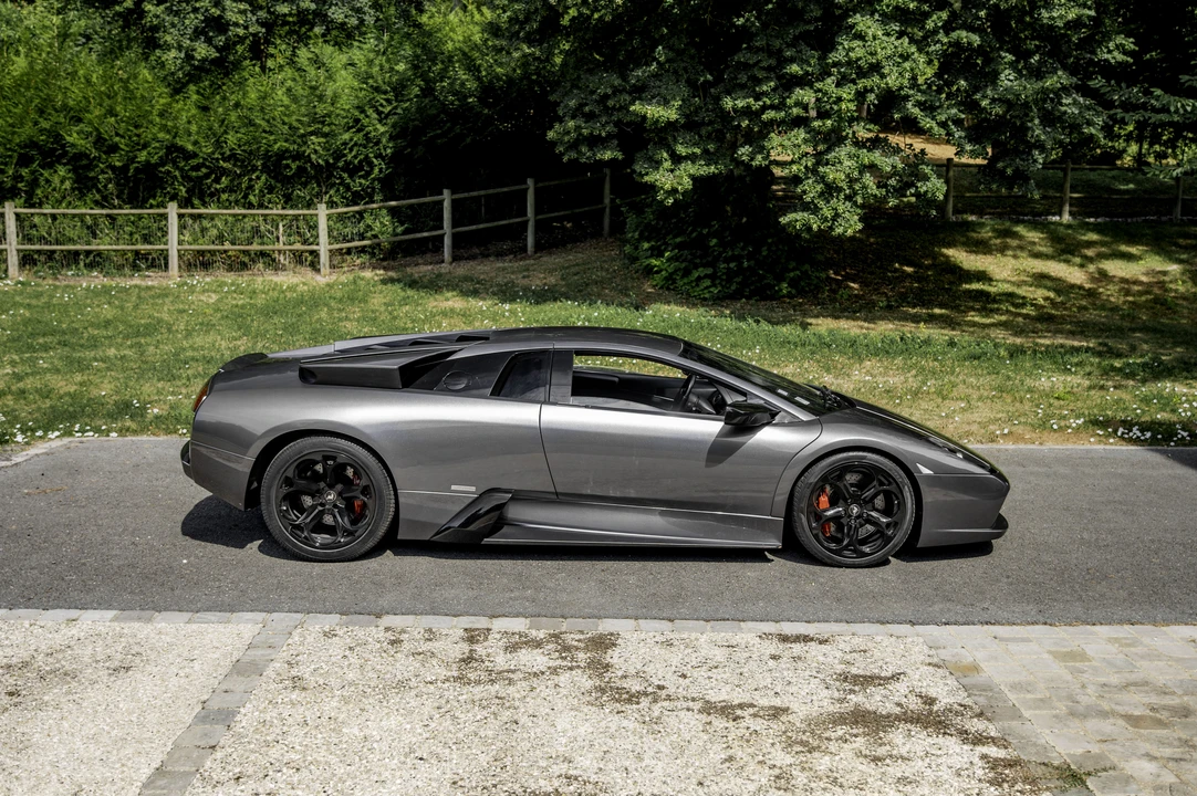 2002 Lamborghini Murcielago - Image 16 of 31